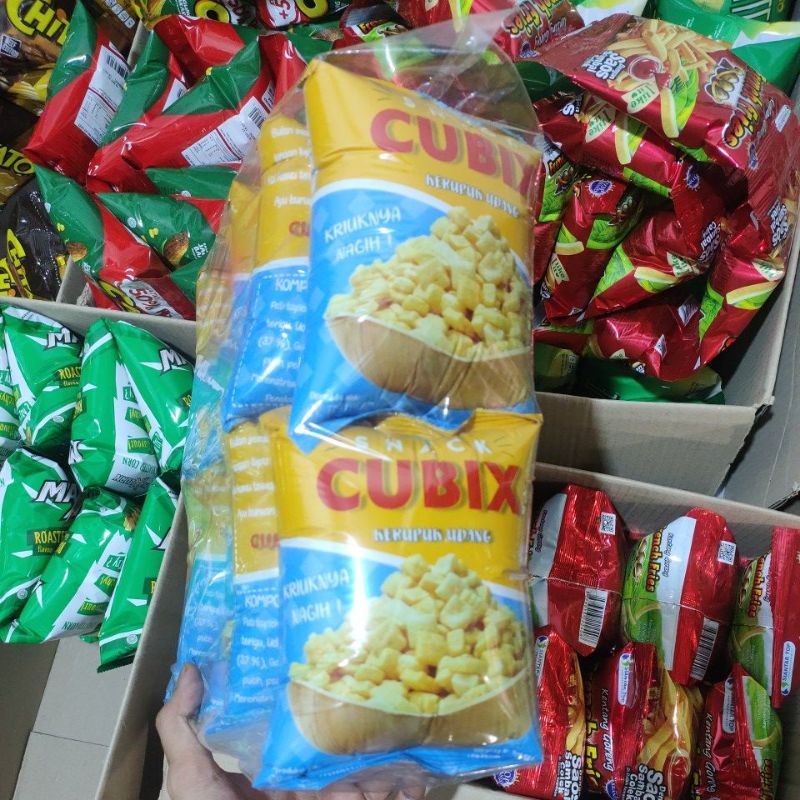 

Cemilan Snack Cubix keripuk udang