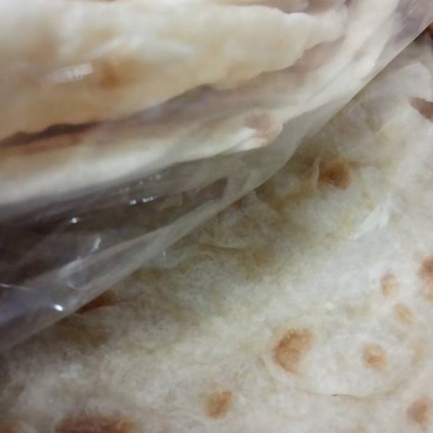 

LANGSUNG ATC.. Naan / Noon / roti / roti terigu / paratha 5 lembar Roti India Arab Pakistan Afghanistan 706