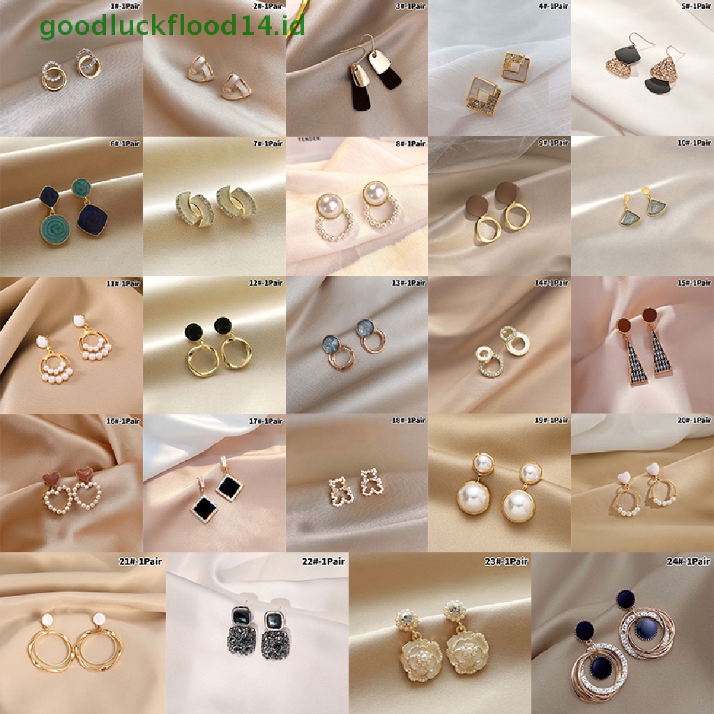 [GOOGFOUR] 1pasang High-end Anting Gadis Mutiara Telinga Klip Wanita Fashion Perhiasan Aksesoris Pernyataan Menjuntai Anting-Anting [TOP]