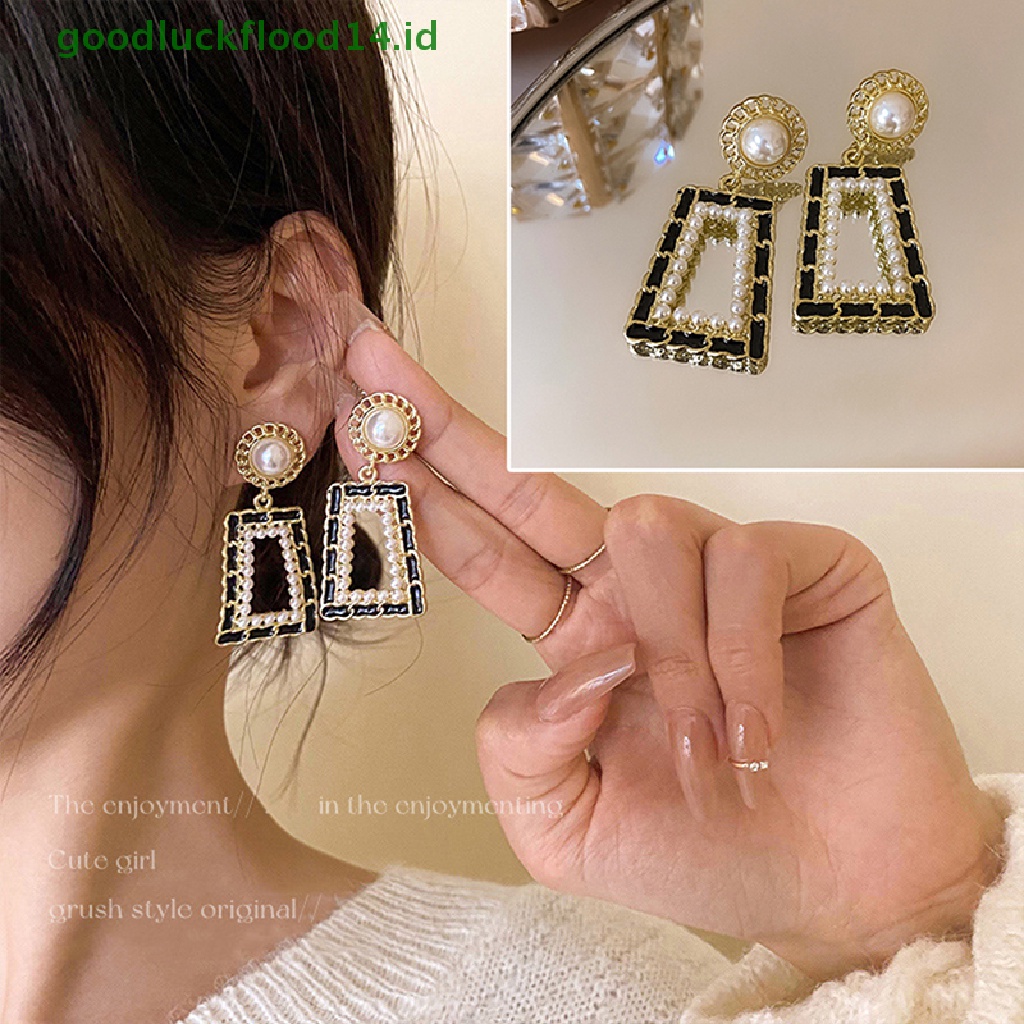 [GOOGFOUR] 1pasang Retro Anting Gadis Vintage Mutiara Klip Telinga Wanita Perhiasan Aksesoris Pernyataan Fashion Menjuntai Anting-Anting [TOP]