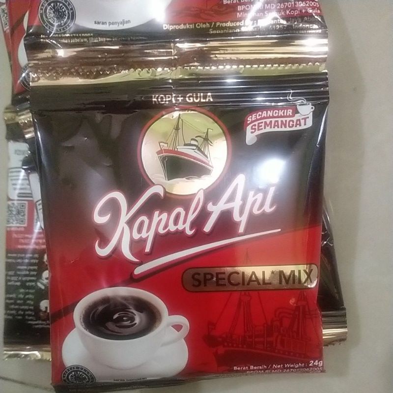 

KAPAL API MIX ISI 10 SACHET ,PER RENTENG