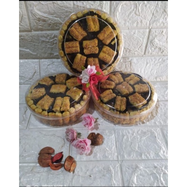 

TERMURAH kue kering / kue nastar / kue lebaran / kue lidah kucing / kue putri salju / kue kastengel / kue sago