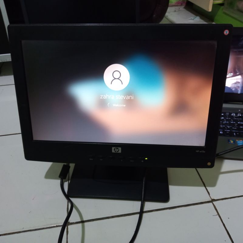 LED LCD Monitor PC Komputer CCTV 15 Inch Wide Garansi