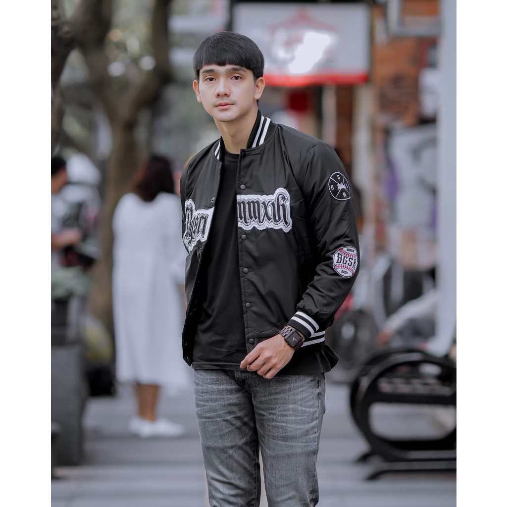 Jaket varsity bgsr /jaket varsity pria /jaket bomber varsity /jaket pria /jaket varsity keren