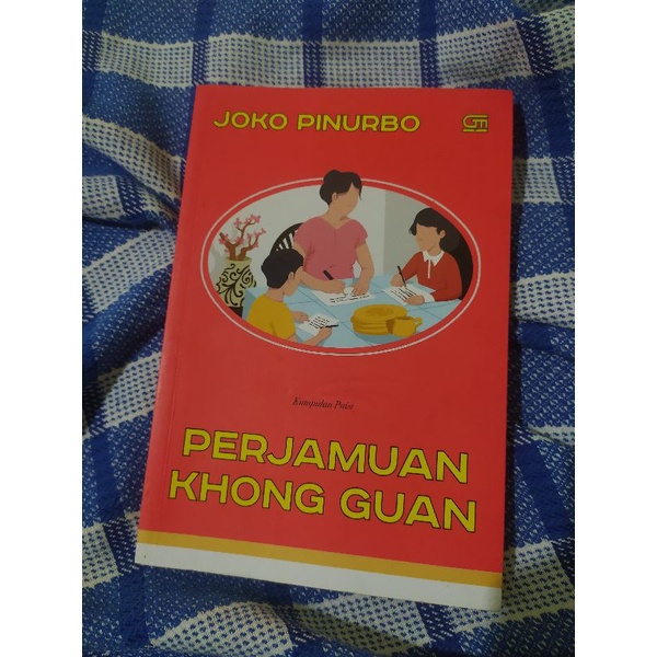 Preloved Buku Perjamuan Khong Guan karya Joko Pinurbo