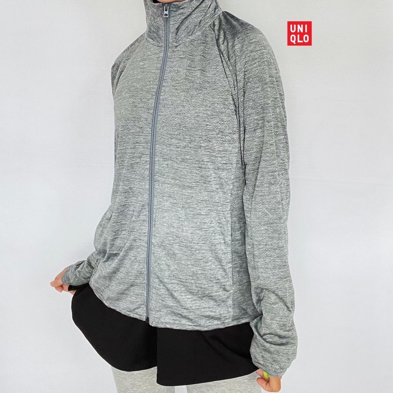 Uniqlo ActiveWear Jacket Fulltag (jacket olahraga)