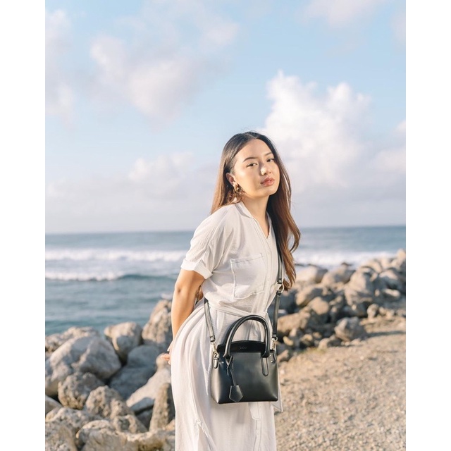 PROMOO Sling Bags Flicka W 71 FREE DUSTBAGS , POUCH dan FREE GIFT TERSEDIA EXTRA BOX