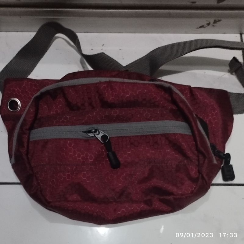 Tas Selempang TNF Waist Bag The North Face