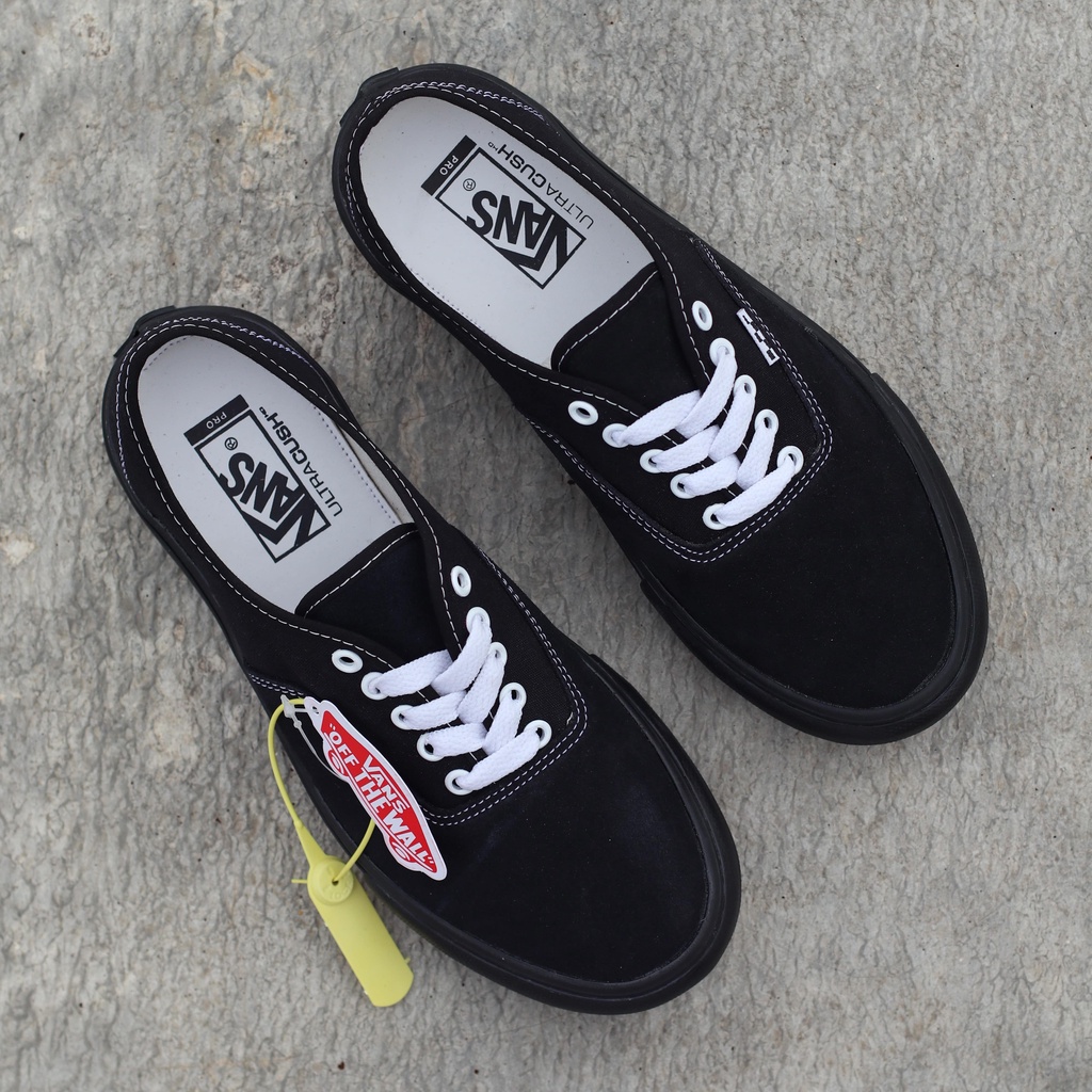 AUTHENTIC ALL BLACK SEPATU TERMURAH