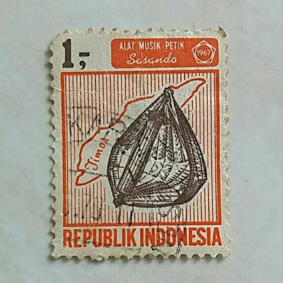 (AD) Perangko Indonesia 1967 Alat Musik - Sasando 1 rupiah Used