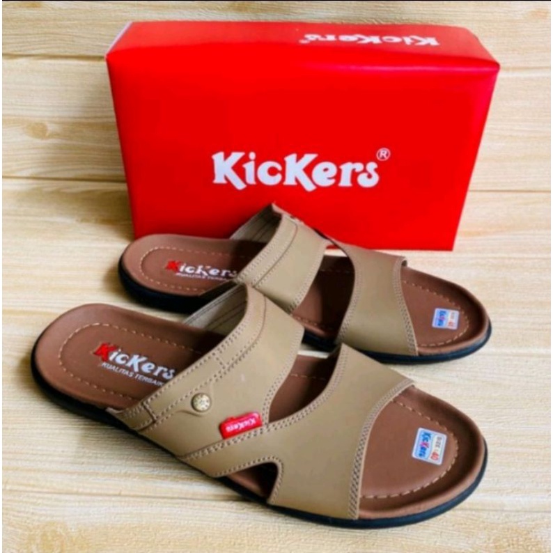 0SANDAL PRIA KULIT KICKERS TERBARU SIZE 33-43(BAYAR DITEMPAT)