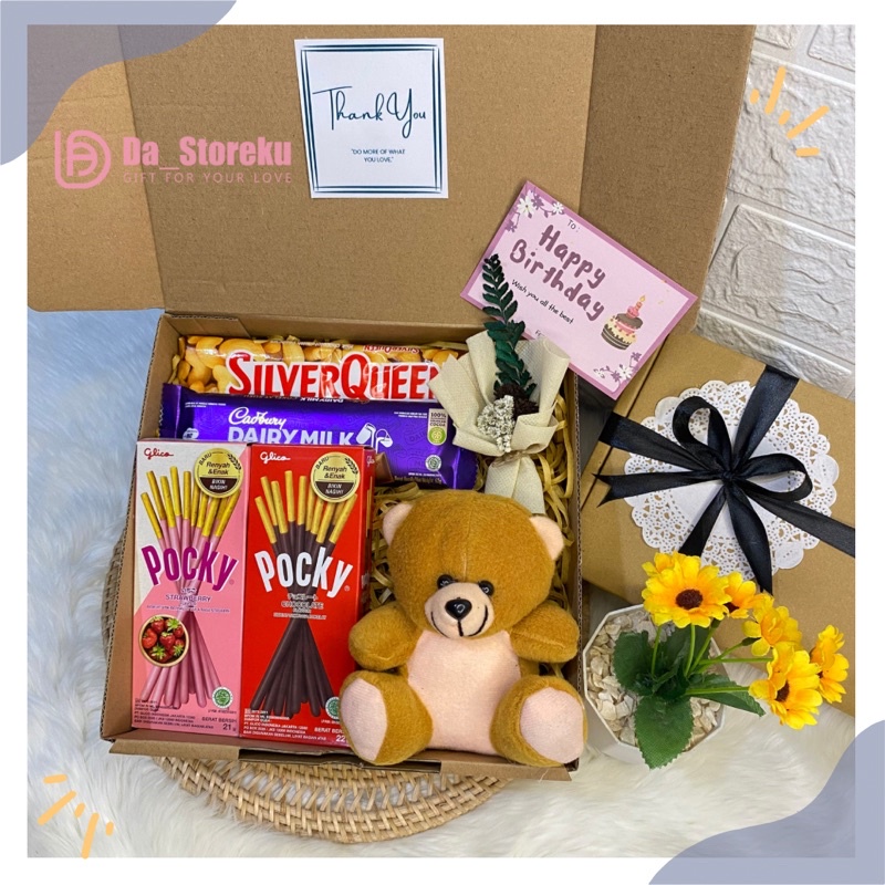 HAMPERS GIFT BOX BONEKA KADO BONEKA MIX/ HADIAH VALENTINE / GIFT WISUDA / HAMPERS KADO ULANG TAHUN MURAH