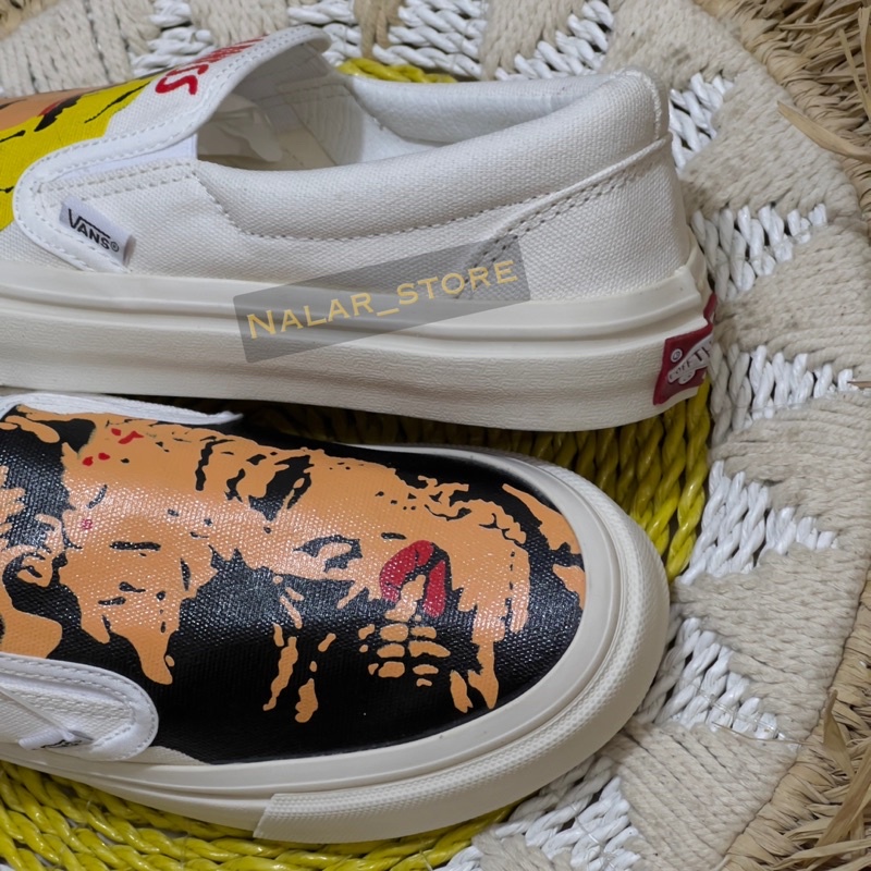 Sepatu Vans Slip On MADNEES Made In China Unisex Pria Wanita //Free kaos kaki &amp; Paperbag