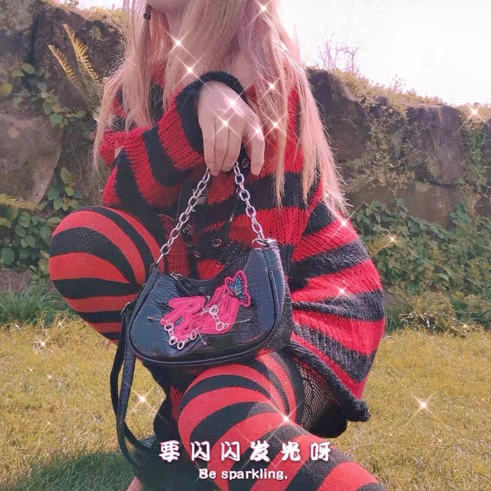 ஐ♈Asli Buatan Sendiri Y2K Millennium Spice Girl Messenger Bag Harajuku Ins Alphabet Bubuk Borgol Tanah Keren Barbie Bungee Tas Logam