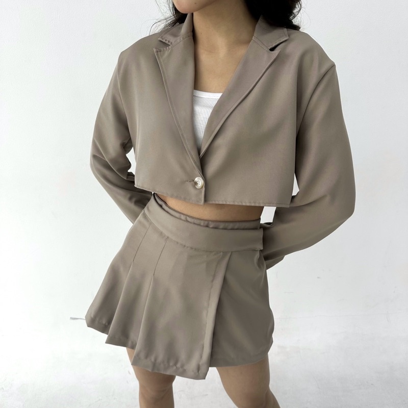 RONA CROP BLAZER - Atasan Crop Outer Blazer Wanita Luaran Top Murah Tali Baju Lengan Tangan Panjang Vest Rompi Posha