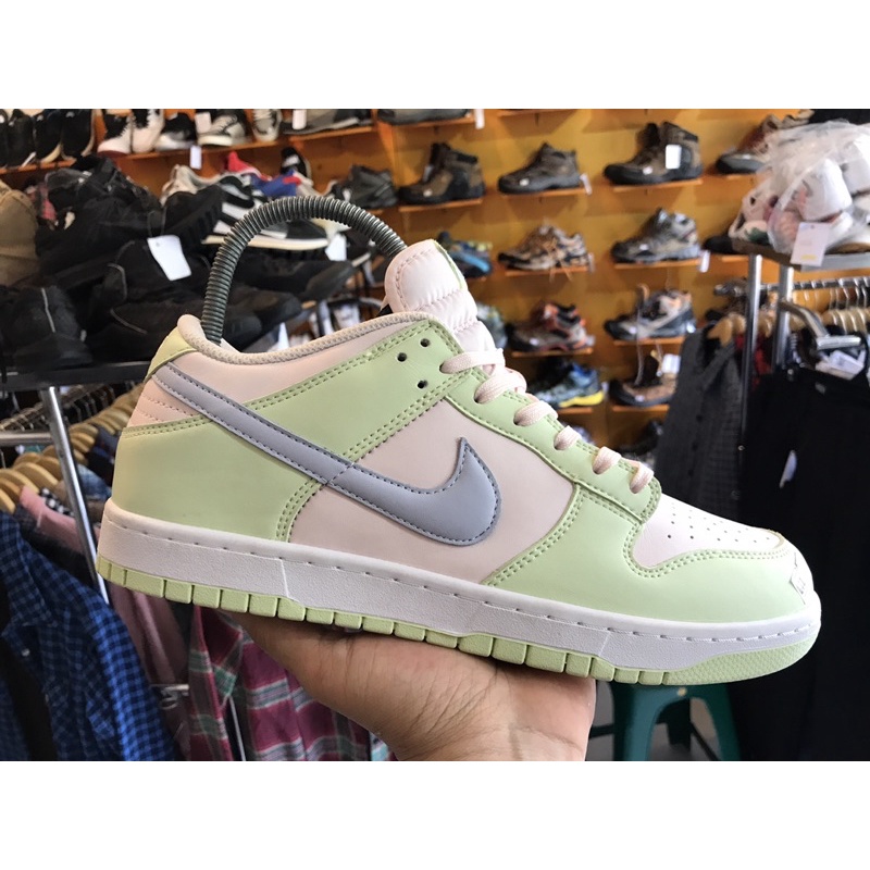 SEPATU NIKE BEKAS RASA BARU BRANDED ORIGINAL,SIZE 44