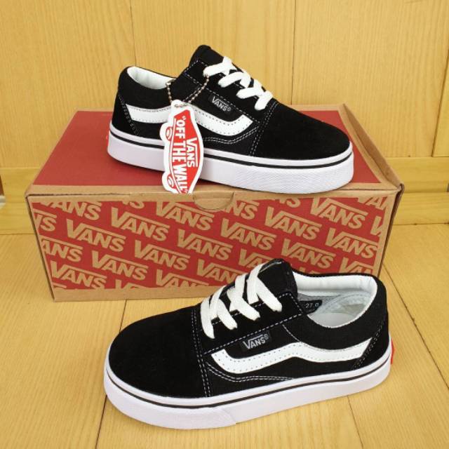 Terbaru!!! sepatu anak vans old skoll_sepatu anak laki laki  vans _sepatu anak perempuan_termurah sepatu sneaker anak vans_sepatu vans _sepatu anak  laki laki umur 3_4 tahun_sepatu anak cowo_sepatu anak cewe _sepatu anak laki_sepatu terbaru