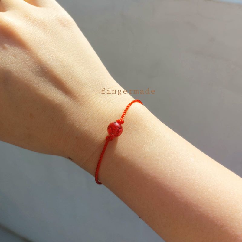 GELANG TALI BEADS MERAH