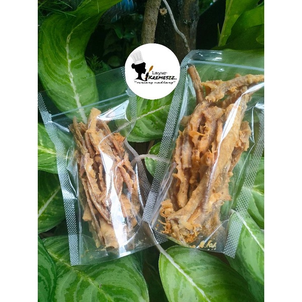 

Layur Crispy, Layur Kremeszz, Snack renyah, enak, gurih tanpa bahan pengawet, asli homemade, isi 50gr