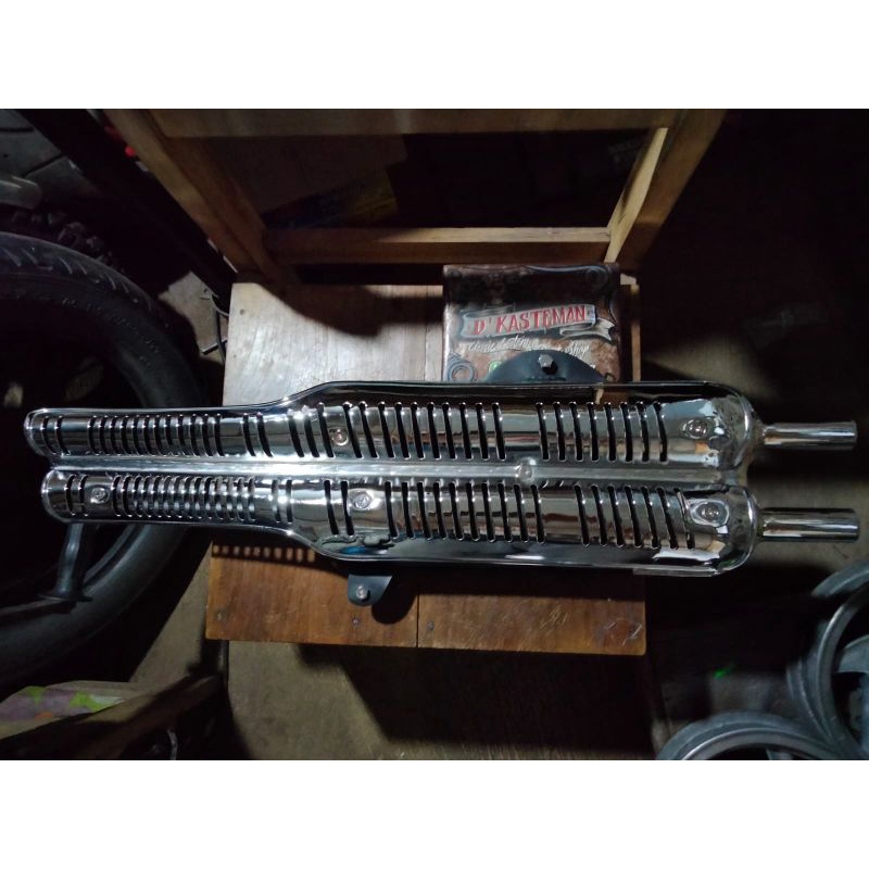 knalpot model honda twin cl 450,cl 350, cl 250, cb 200, cb 175, cb 125  chrome