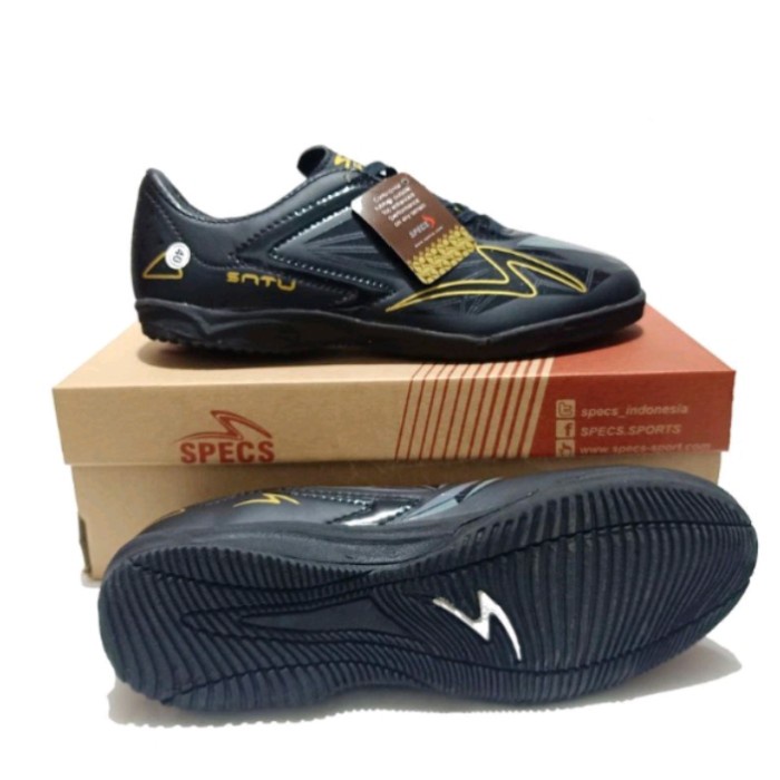 SEPATU FUTSAL SPECS LIGHTSPEED ACCELERATOR SLAZ PRO