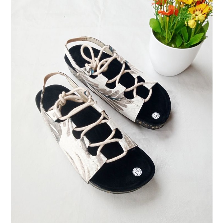 SB ~ SANDAL BIRKEN WANITA RISE TALI 02 KREM