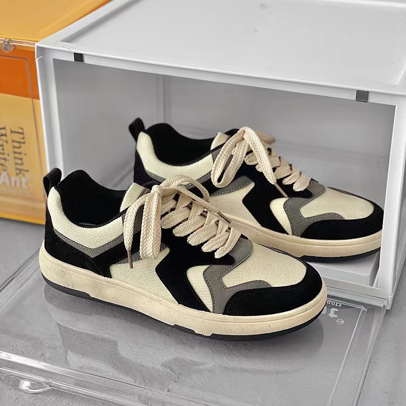 Highland Sepatu Pria Casual Fashionable Sepatu Jalan Cowok Travelling Outdoor KSC705