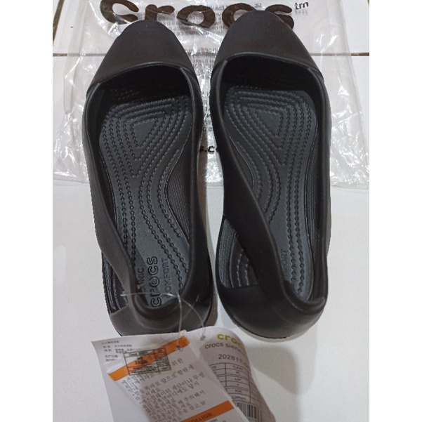 PRELOVED Crocs Flatshoes Sepatu Wanita