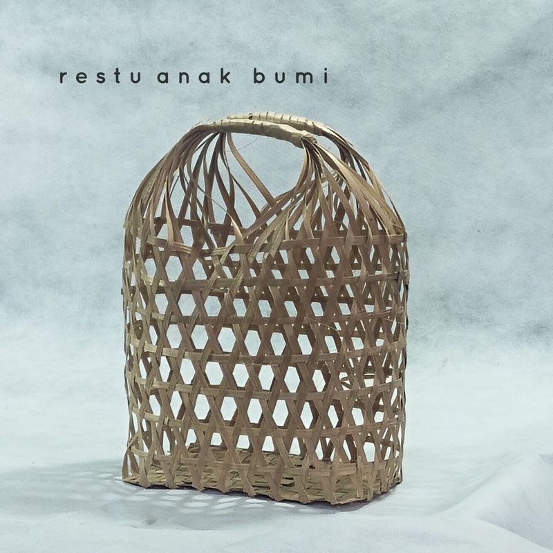 

(B123) Tas Snack Bambu XL 21cm/Hadiah/Lamaran/Parcel Lebaran/Natal/Acara/Catering/Hampers/Hantaran/Makanan/Minuman/Keranjang Buah/Souvenir/Wadah Serbaguna/Basket/Craft/Fruit Box/Sembako/Teh/Gula/Beras/Telur/Seserahan/Kado/Gift