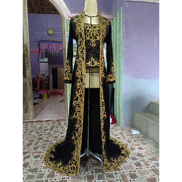 kebaya bludru kutu baru full bordir payet/kebaya bludru kutu baru/kebaya ekor pengantin