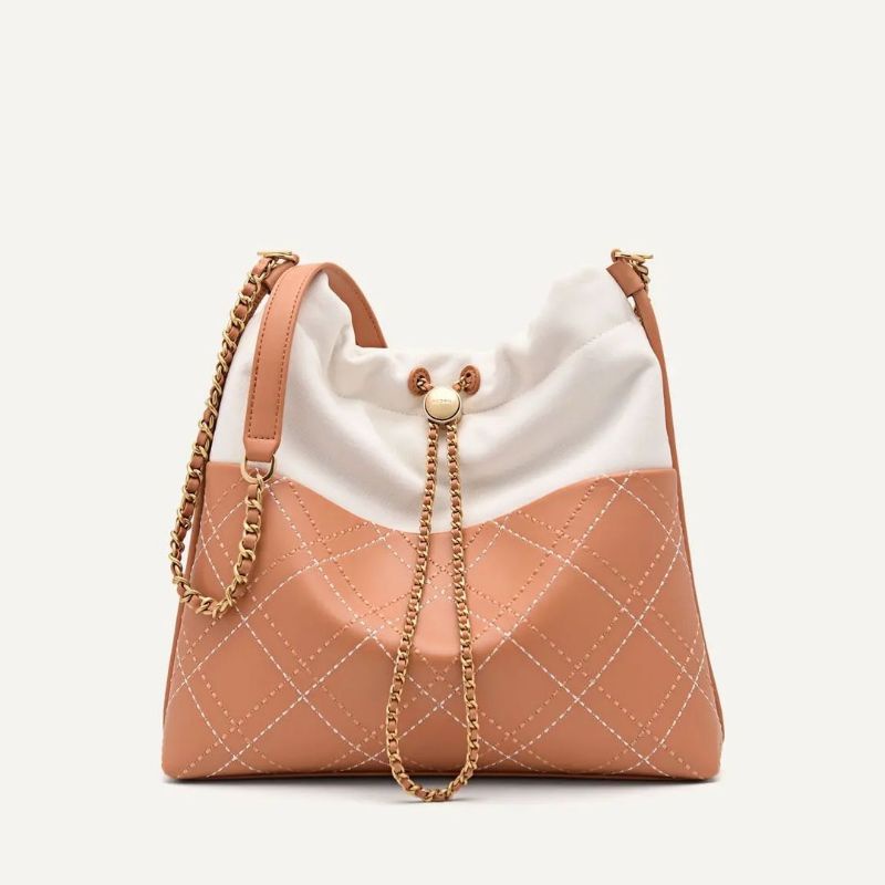 PDRO Cala Quilted Drawstring Tote