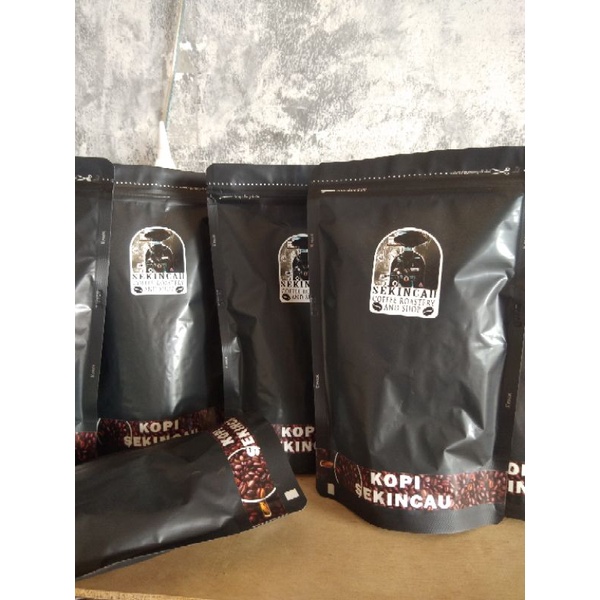 

BUBUK KOPI ROBUSTA SEKINCAU COFEE ROASTERY AND SHOP