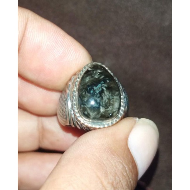 Bulu Macan Lumajang Basaltic Tiger Glass A439