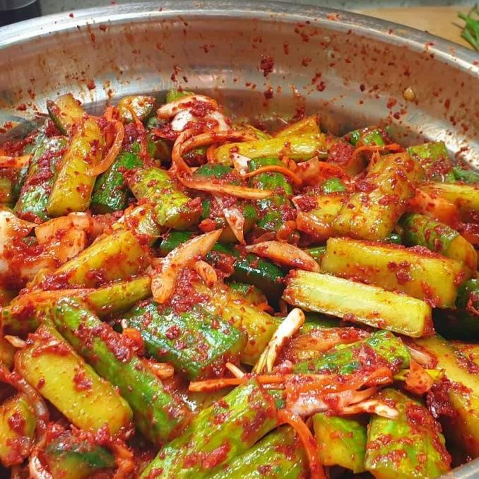 

FRESH KOREAN KIMCHI TIMU OISOBAGI KIMCHI PER 100G HALAL AUTHENTIC