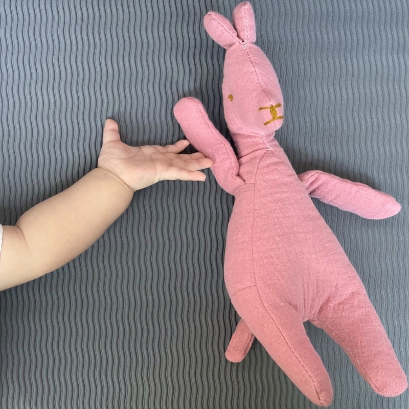 Mary Baby Soother Doll Lucu Tumbuh Gigi Boneka Mainan Sensory Rattle Baby Soothing Toy