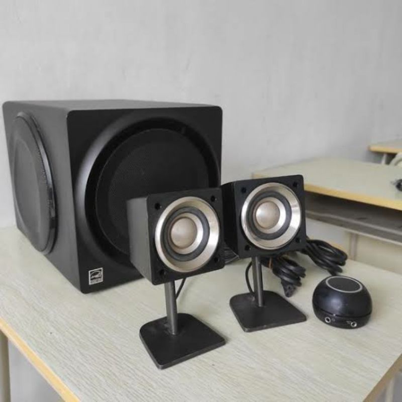 Speaker Creative Gigaworks T3