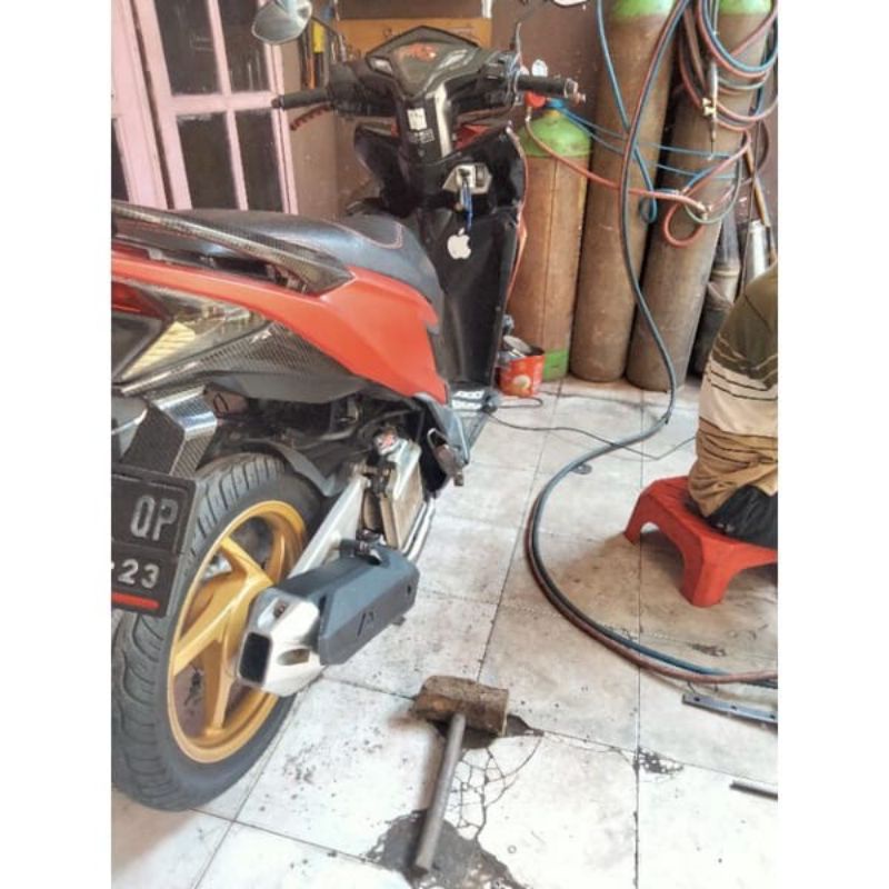knalpot custom new Vario / Vario 125 old / Vario 150 old & PCX
