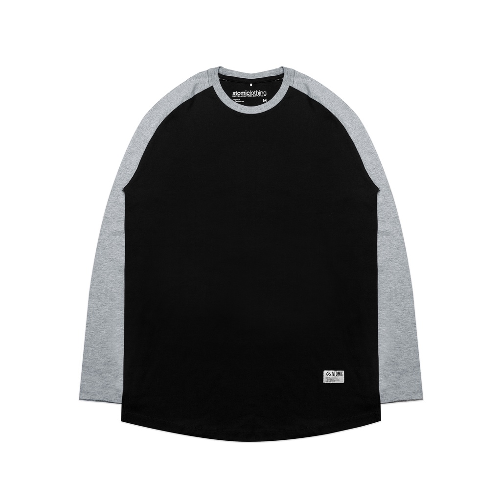 Atomic Kaos Pria Lengan Panjang - Absolute Hitam Misty