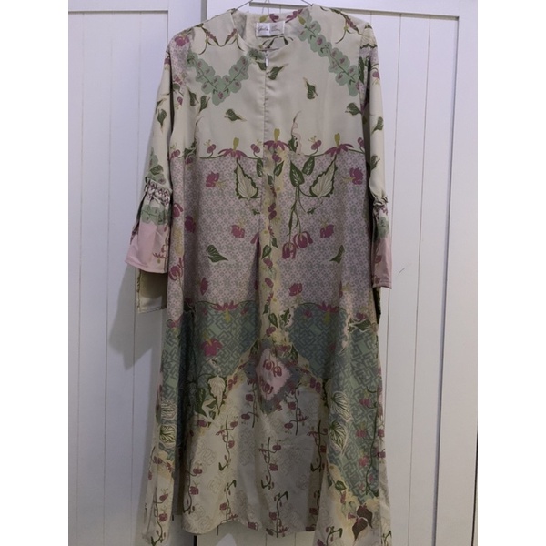 PRELOVED KIRANA TUNIK BY GEULIS