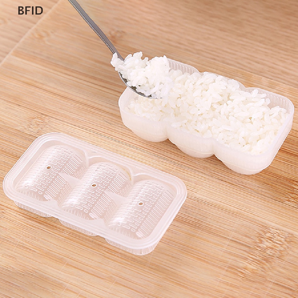 [BFID] Diy Sushi Rice Ball Cetakan Nasi Bola Food Press Segitiga Sushi Maker Mold Baby Bento Aksesoris Bento Dapur [ID]