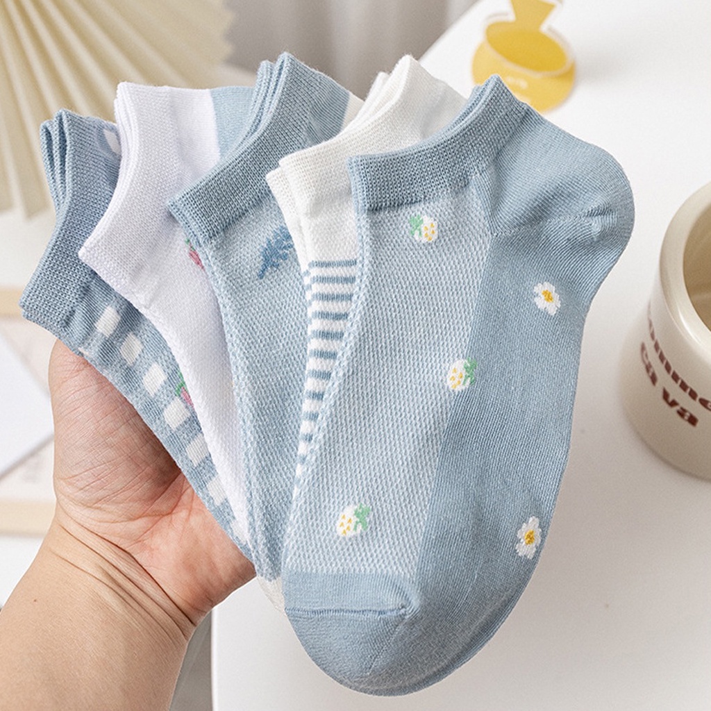 BRGUNIK Kaos Kaki Pendek Wanita Semata Kaki Motif Daun Strawberry Biru KK029