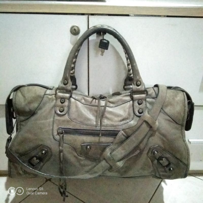 tas leather grey 41*33 second leather