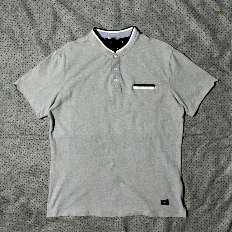 T-shirt GUESS Second