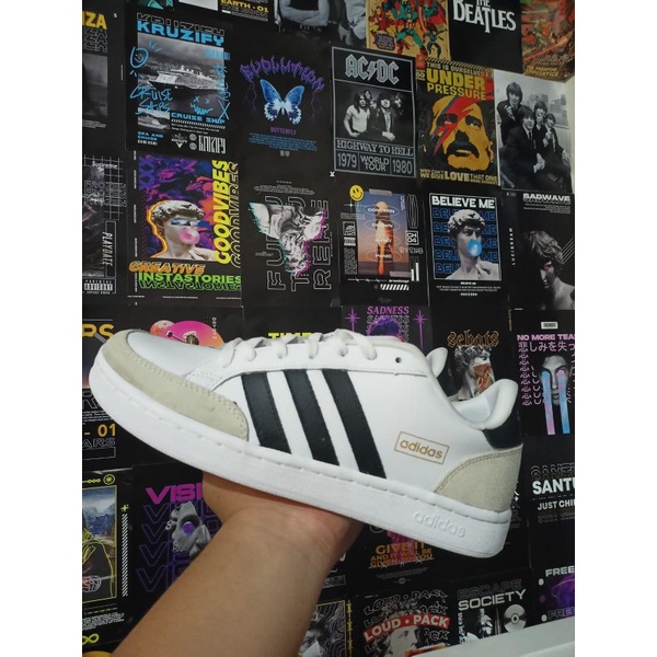 Adidas grand court SE