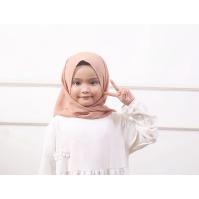 HIJAB/JILBAB/KERUDUNG PASMINA OVAL ANAK CERUTY BABYDOLL TERBARU(anak 2-8tahun)