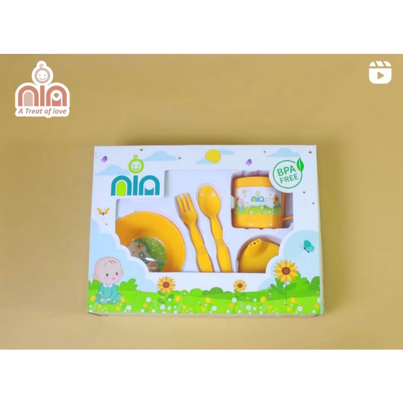 Feeding Set Nia Tempat Makan Bayi BPA Free