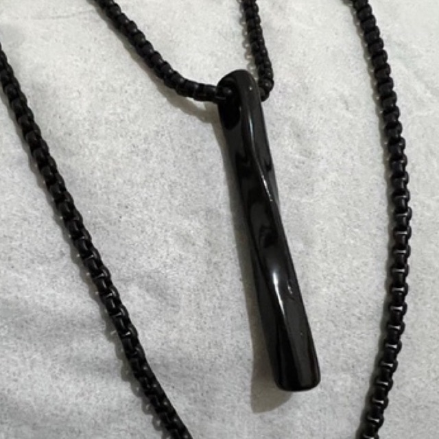 kalung balok kelilit hitam titanium anti karat anti luntur panjang kalung 60 cm