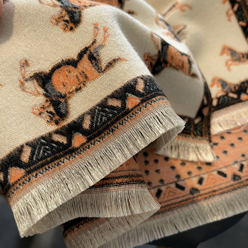 Syal &quot;Yori&quot; 65 x 190 Motif Anggun, Motif kuda yang mewah Bahan High Grade Cashmere Immitation