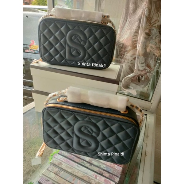 Yura bag midnight Buttonscarves