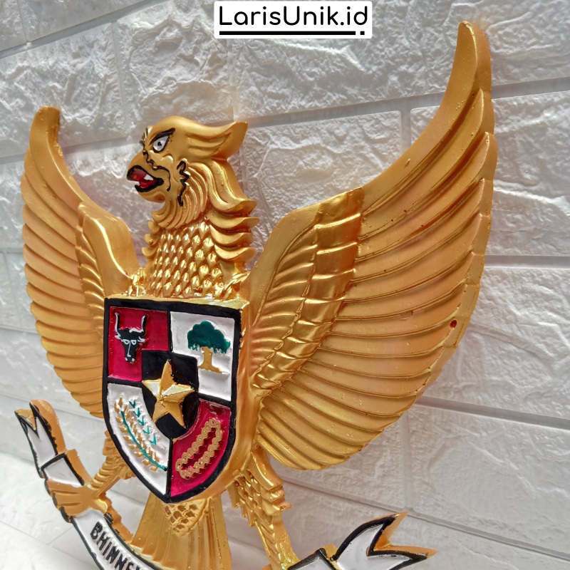 Garuda Pancasila Hiasan Dinding Burung Garuda Lambang Negara Gold Fiber 30CM